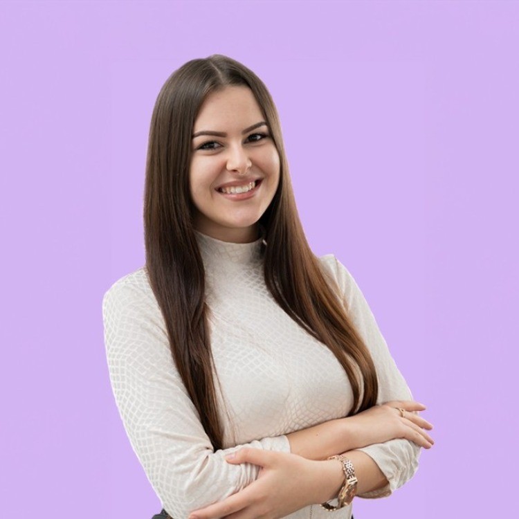 Sara_LinkedIn